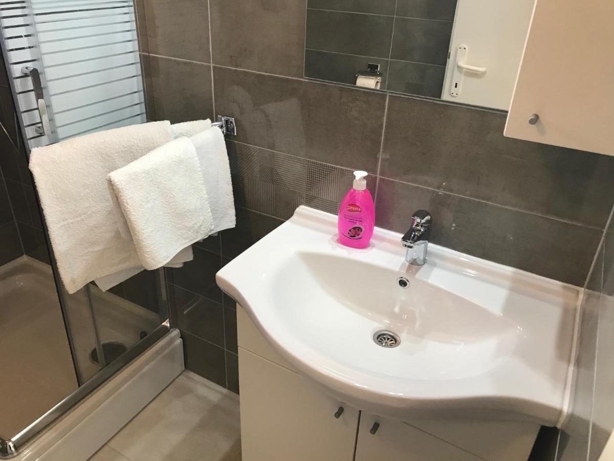 Double Rooms With Terrace Tomica Baška Zewnętrze zdjęcie