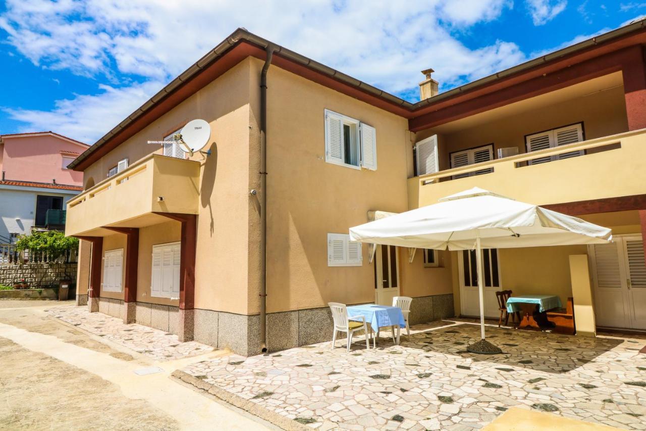 Double Rooms With Terrace Tomica Baška Zewnętrze zdjęcie