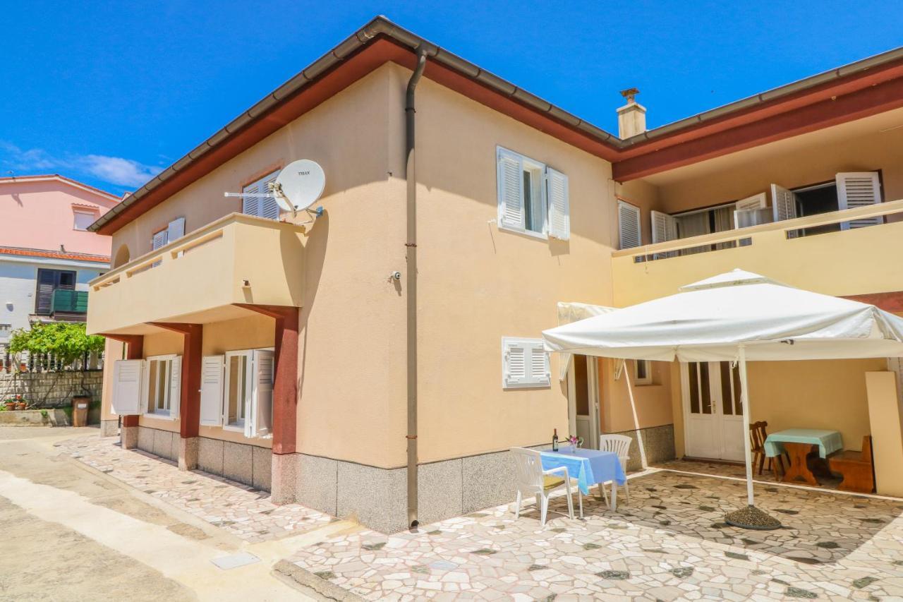 Double Rooms With Terrace Tomica Baška Zewnętrze zdjęcie