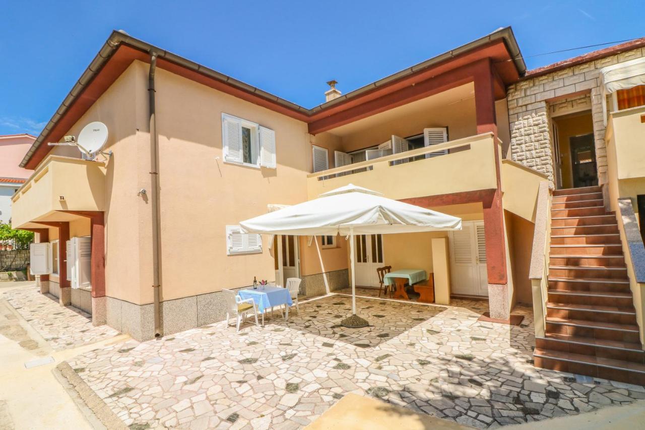 Double Rooms With Terrace Tomica Baška Zewnętrze zdjęcie